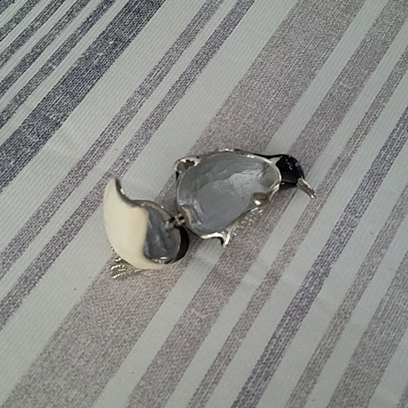 Penguin keepsake, art, decor, collectable - Picture 5 of 6